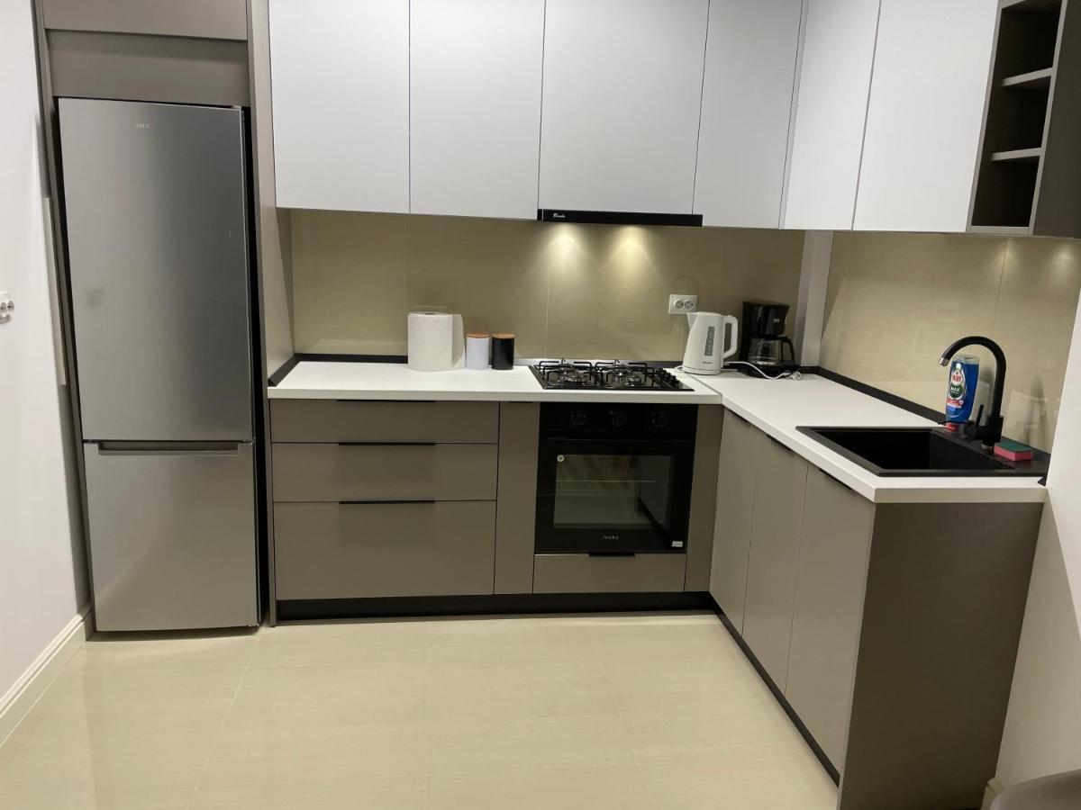 Modern Gray / Designed Appartement Iasi Buitenkant foto